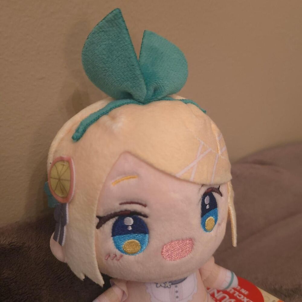 Citrus Kagamine Rin 6.3” Vocaloid x Round1 Exclusive Plush, New With Tags - Picture 3 of 5